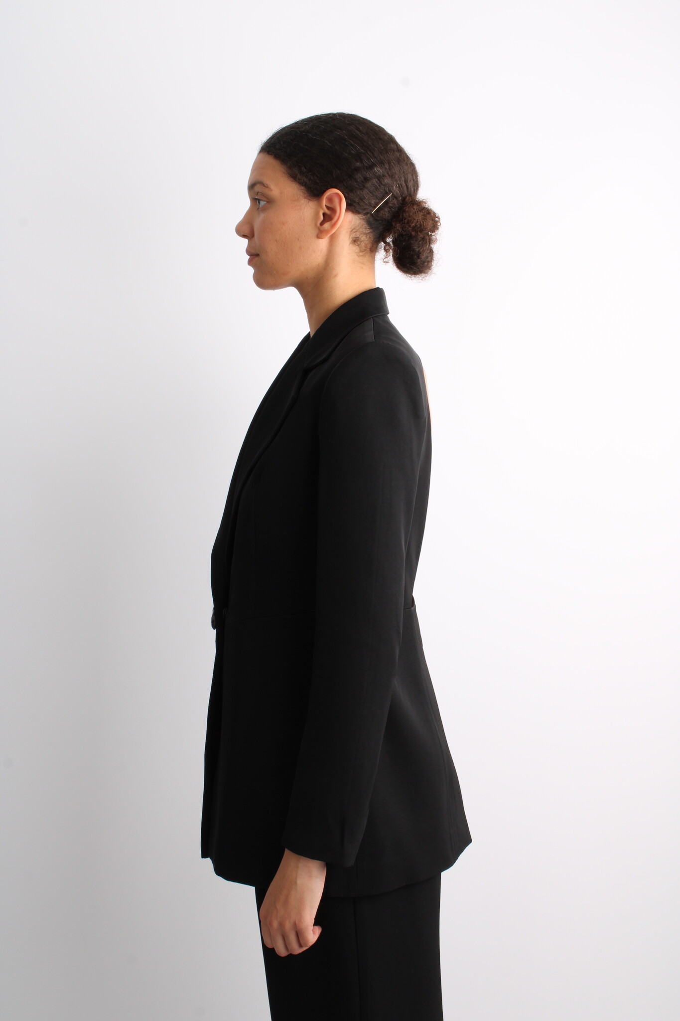 KM By Lange Polu Open Back Viscose Blazer