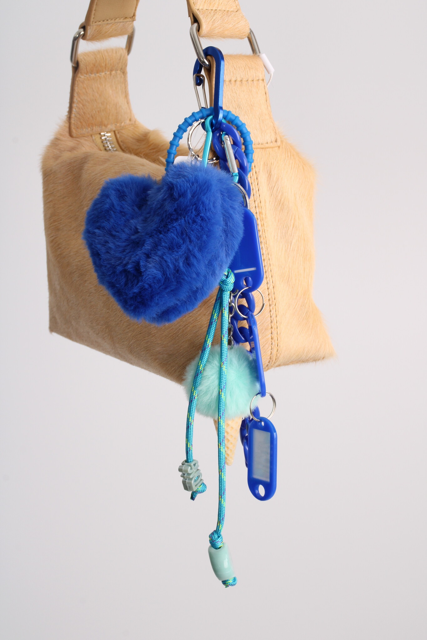 Nilu Bag Charm 1