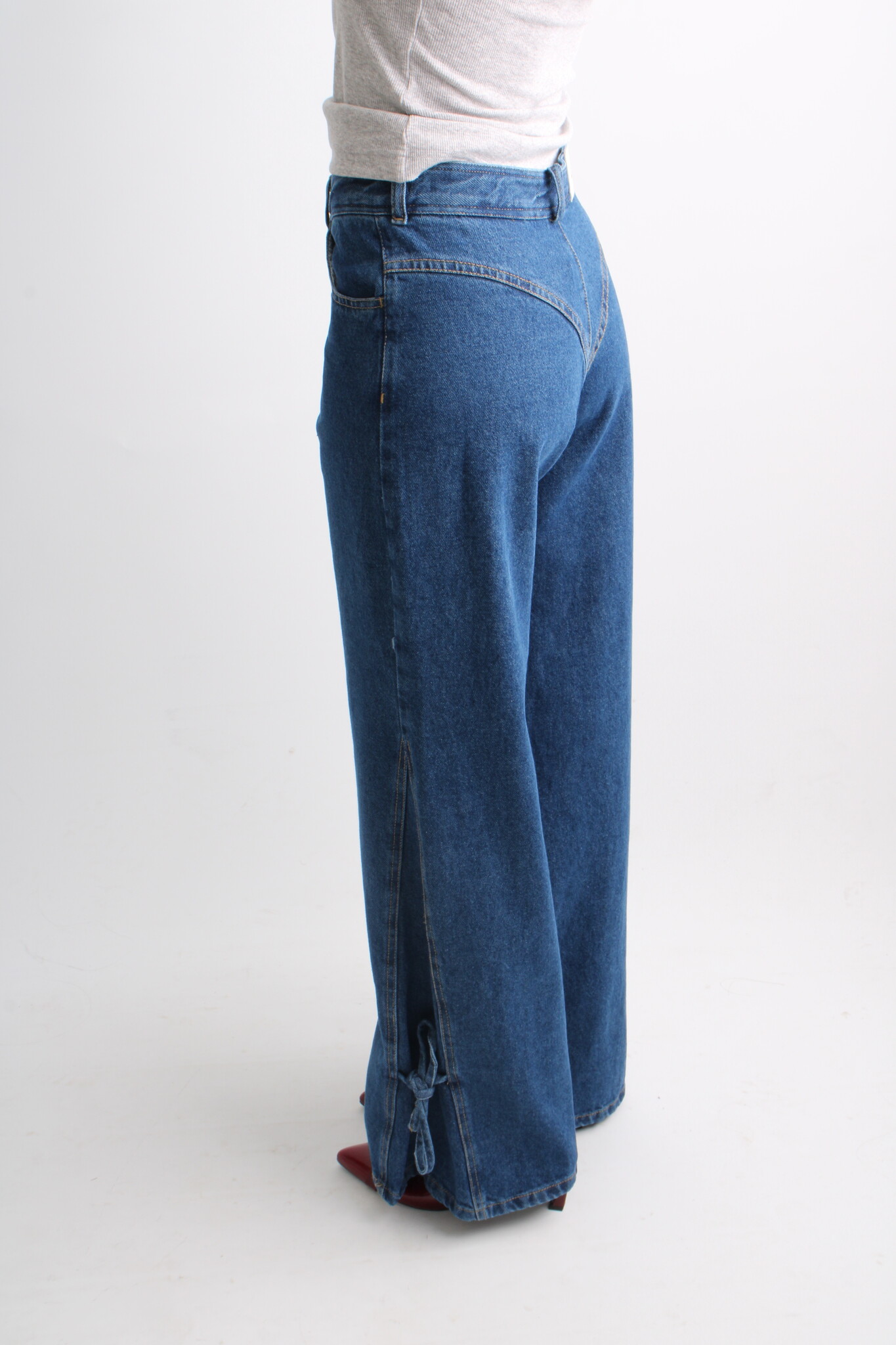 Laagam Jada Relaxed Jeans
