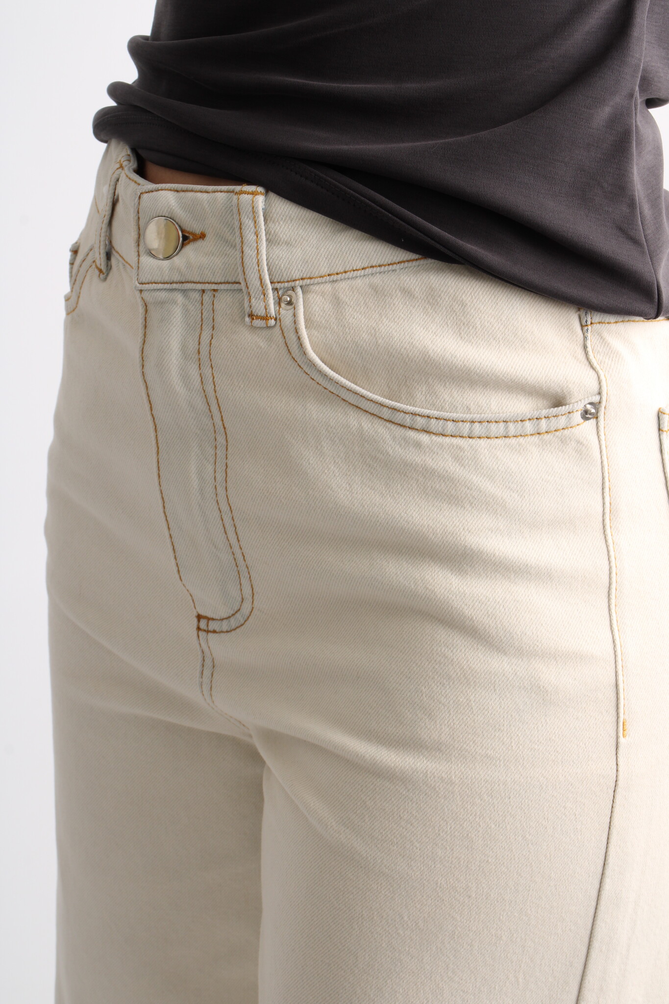 DAY Cai Bleached Jeans