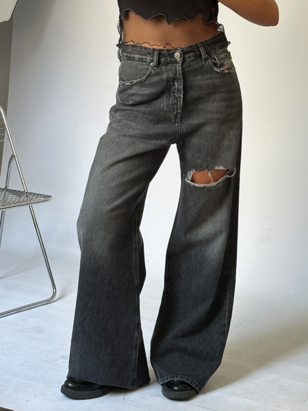 Diesel 1996 D-SIRE Ripped Jeans