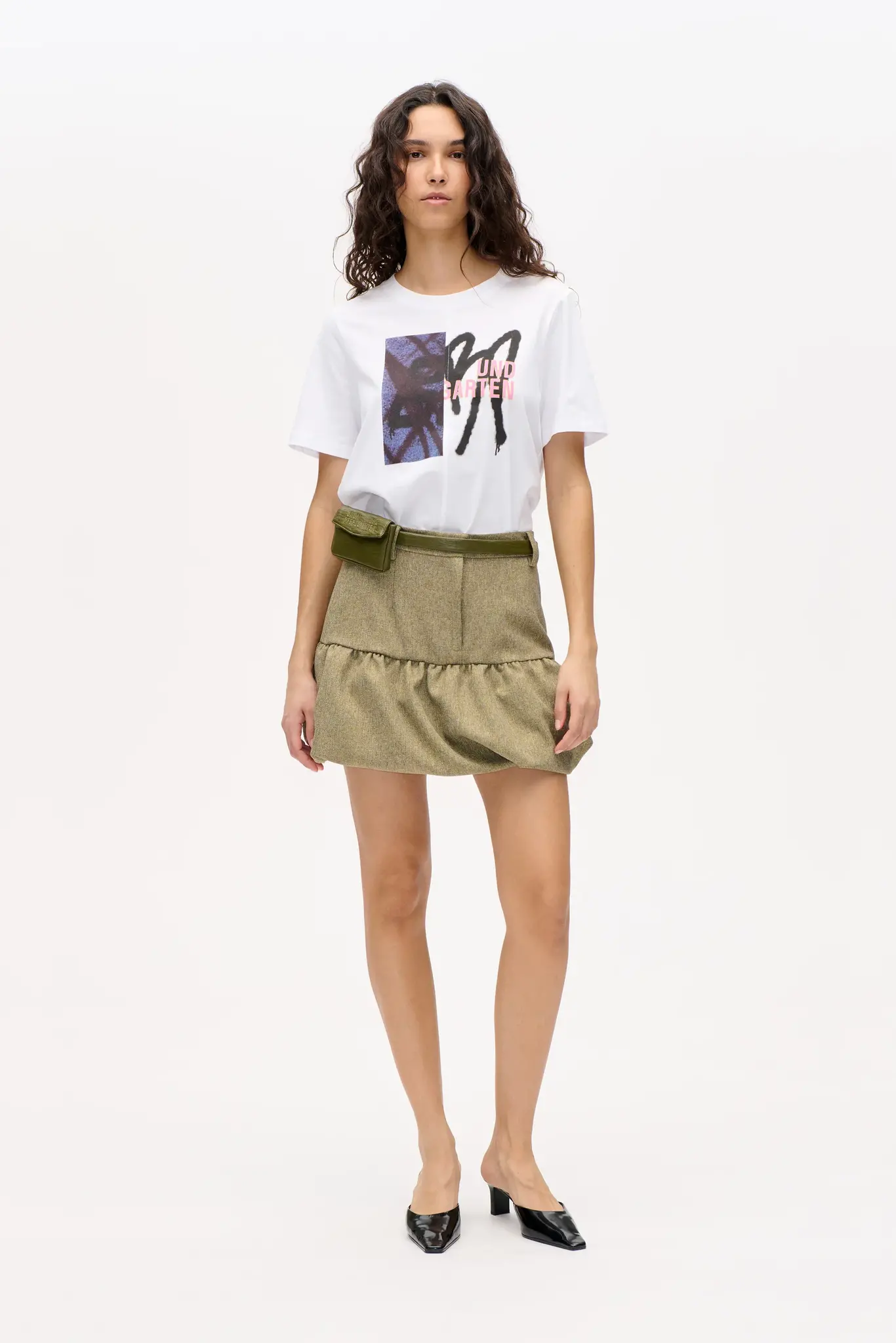 Baum Und Pferdgarten Katelyn Belt Bag