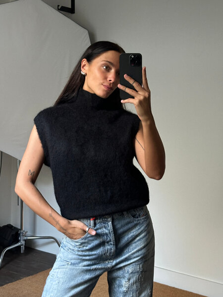 Remain Crew Neck Knit