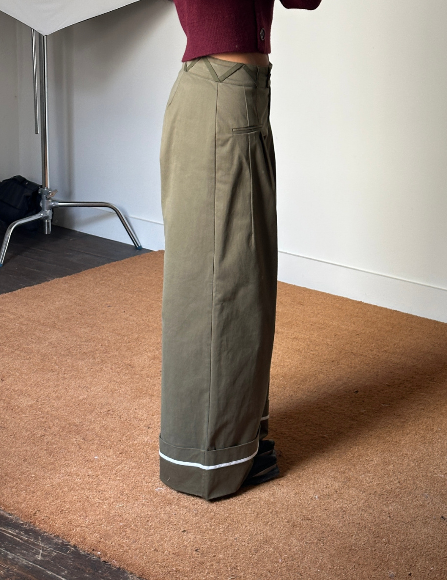 Laagam Jet Trousers