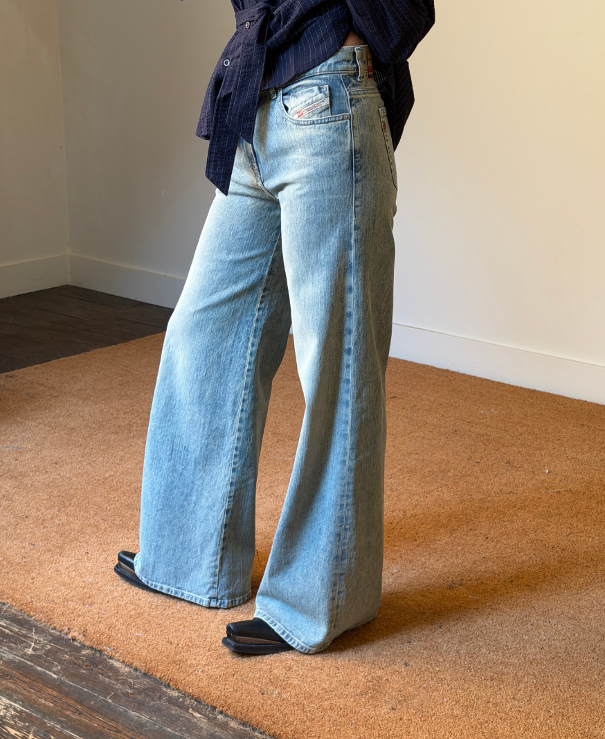 Diesel 1978 D-Akemi Jeans