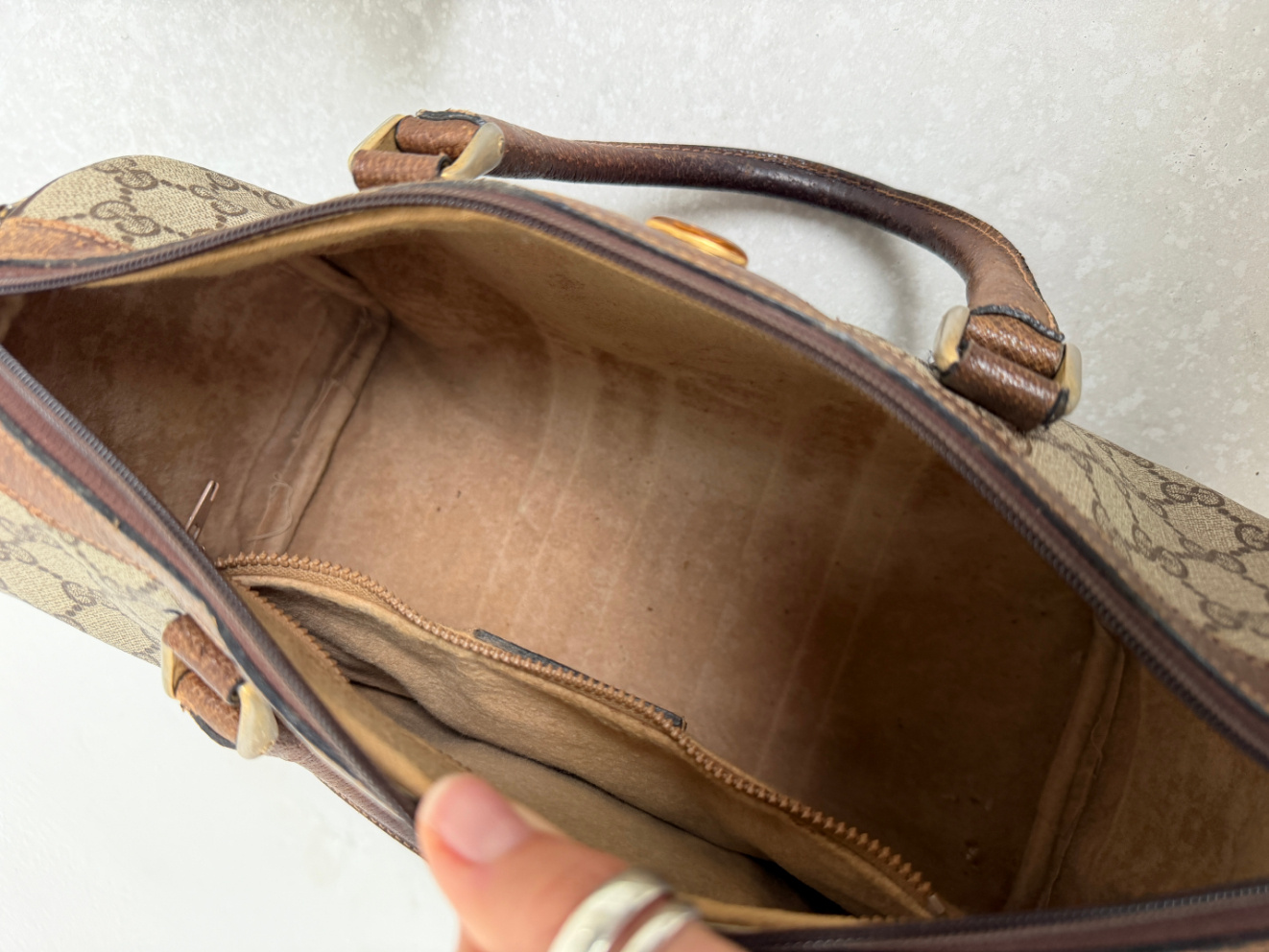 RR ARCHIVE Gucci GG Canvas Boston Bag