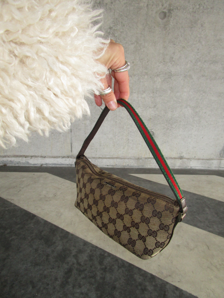 RR ARCHIVE Gucci GG Canvas Boat Mini Bag