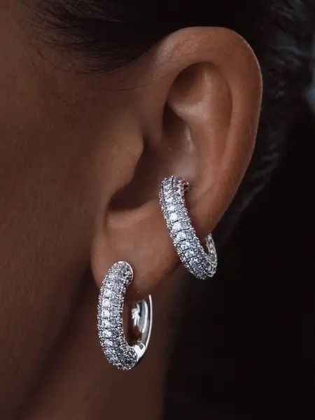 Billion Avenue Chunky Diamond Kos Earcuff
