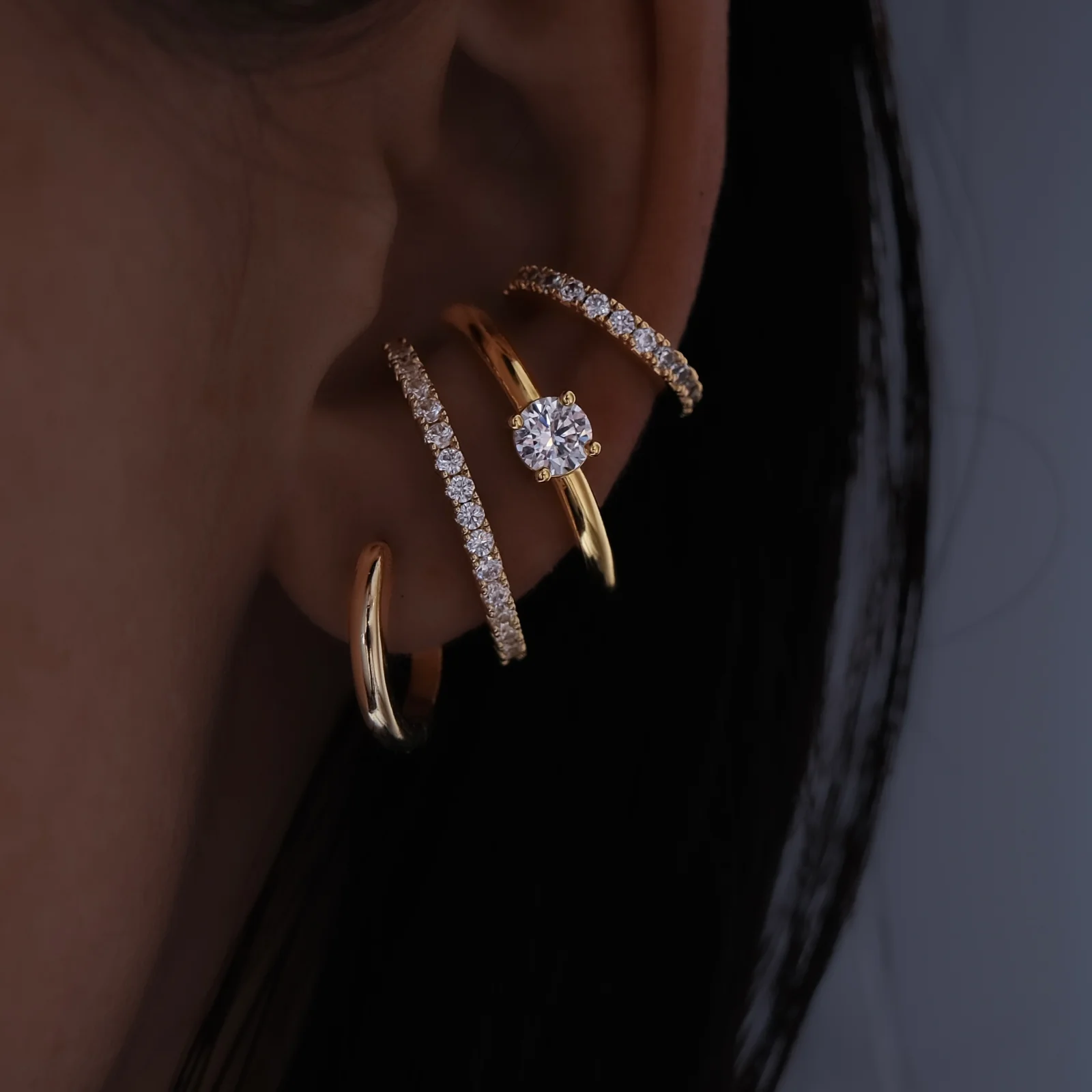Billion Avenue Classic Diamond Earcuff