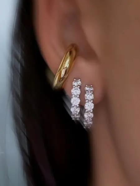 Billion Avenue Iris Diamond Earring
