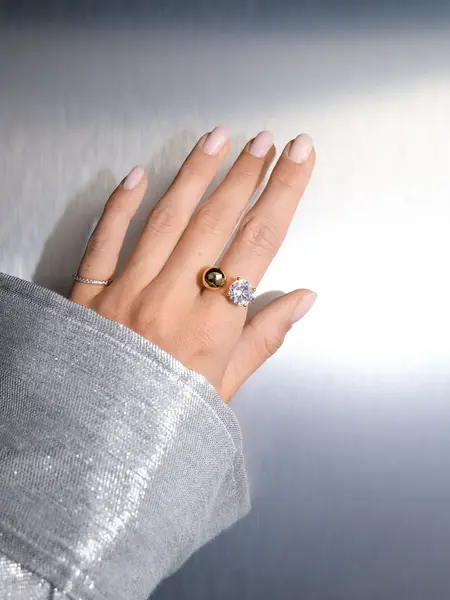 Billion Avenue Ball Diamond Ring