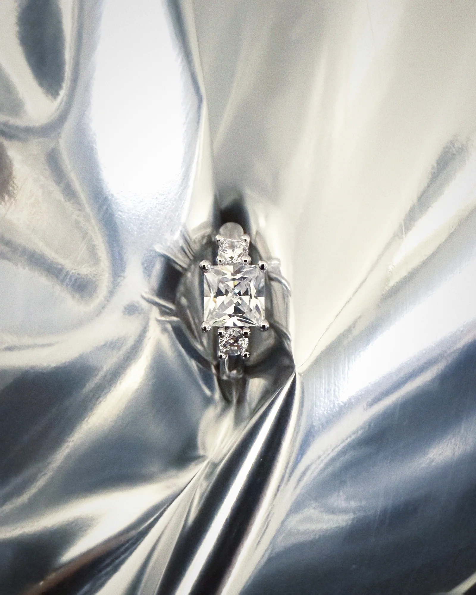 Billion Avenue Amy Earring