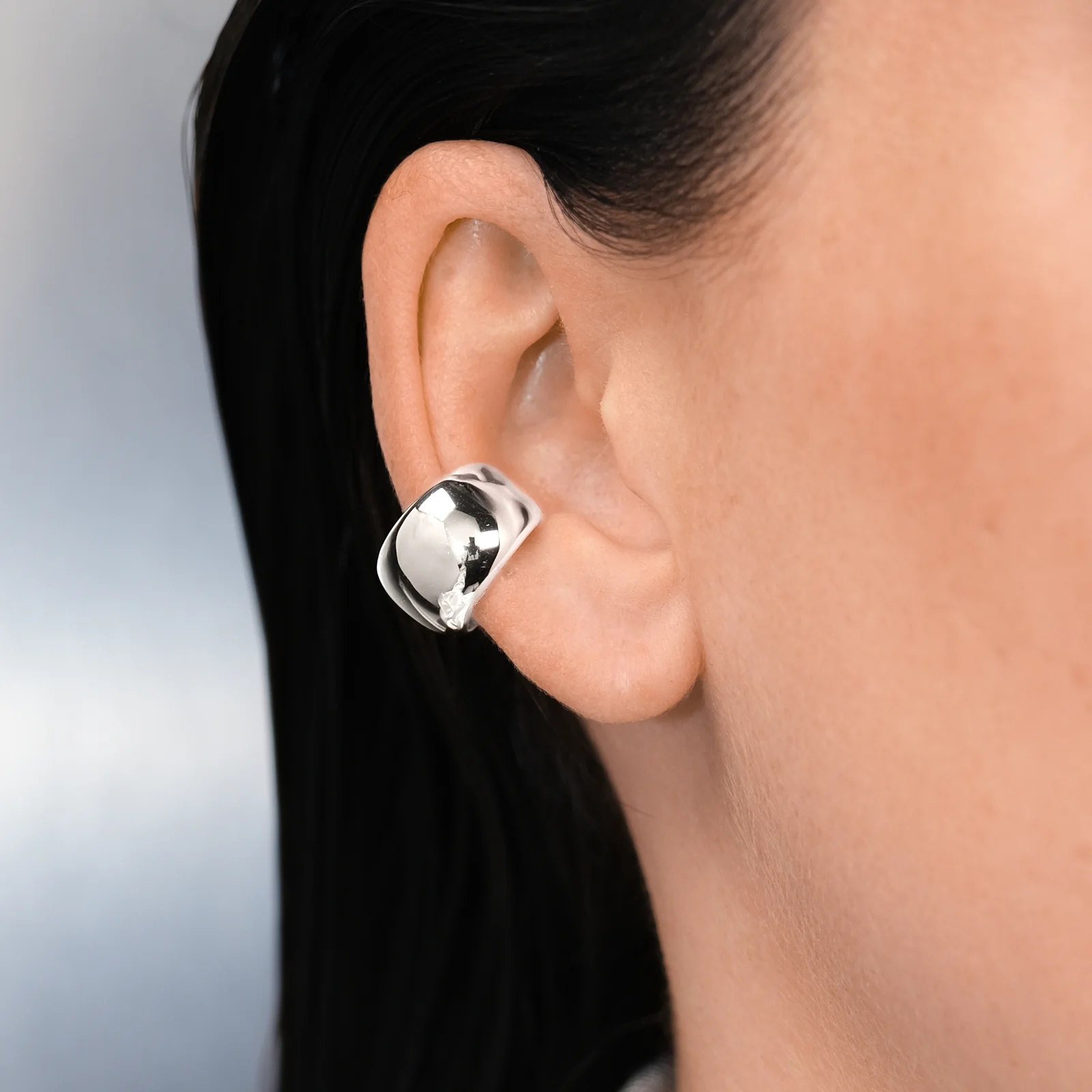 Billion Avenue Ara Earcuff