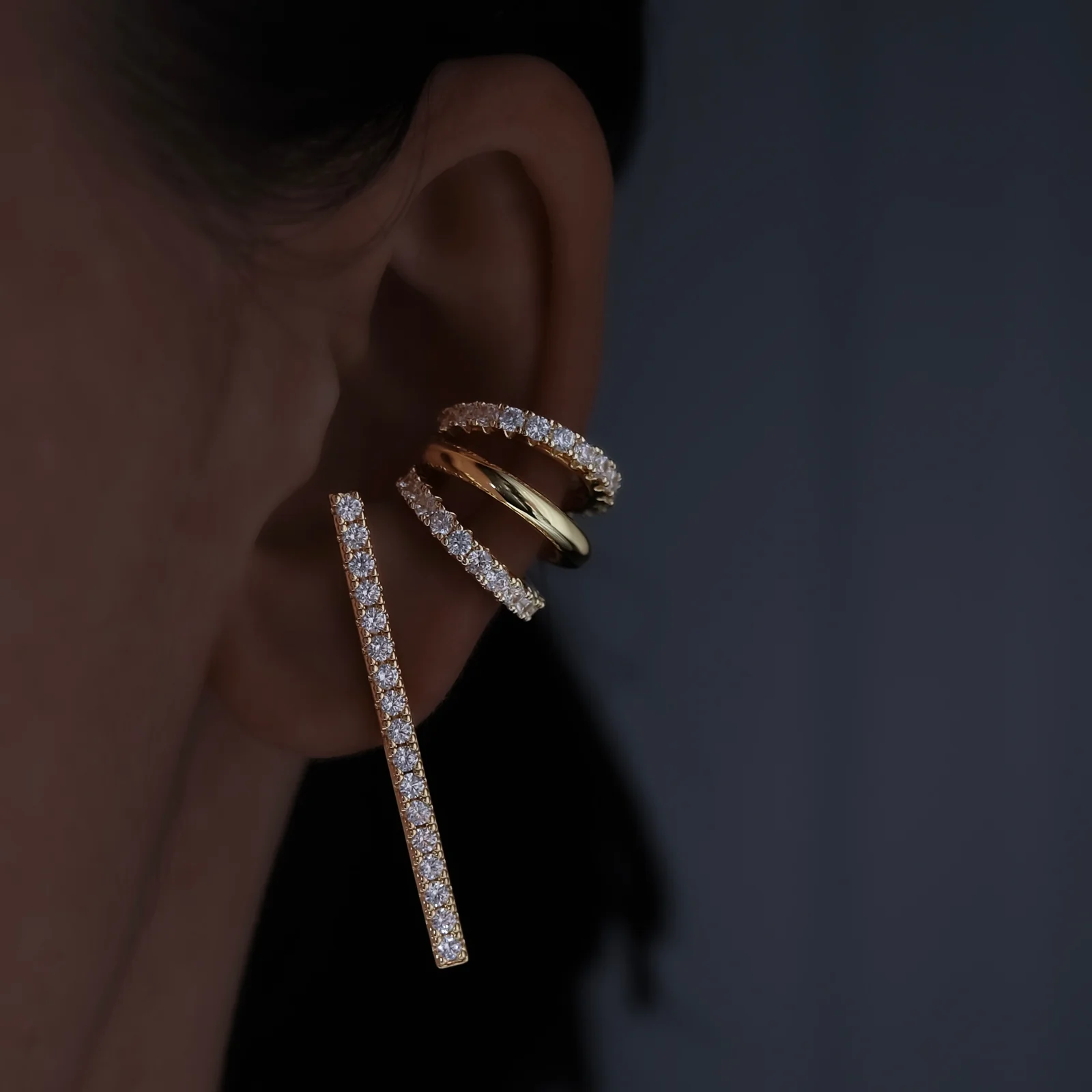 Billion Avenue Mary Earcuff