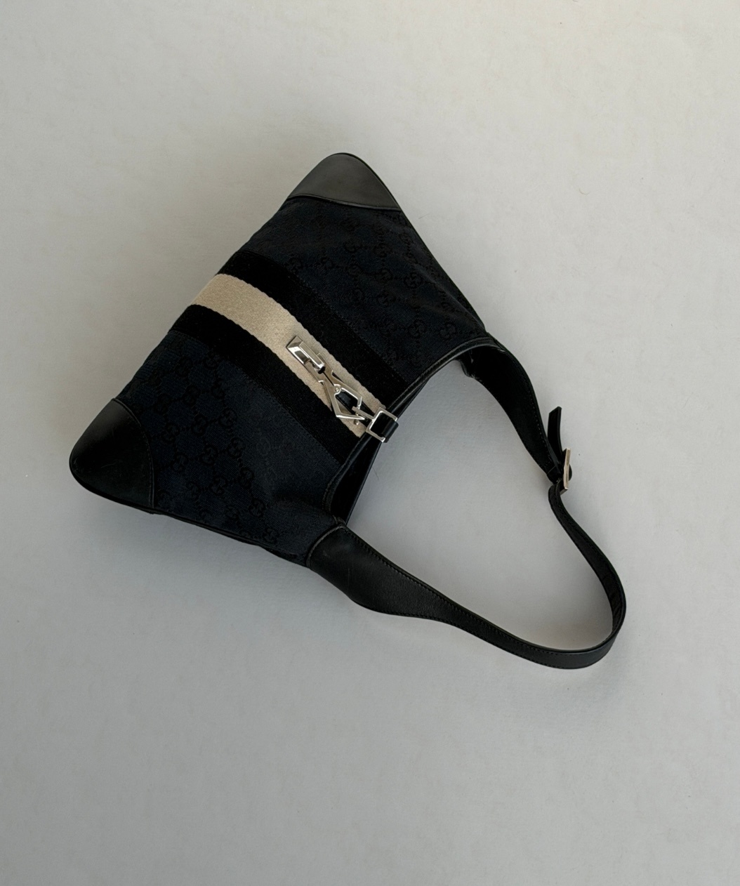 RR ARCHIVE Gucci GG Canvas Jackie