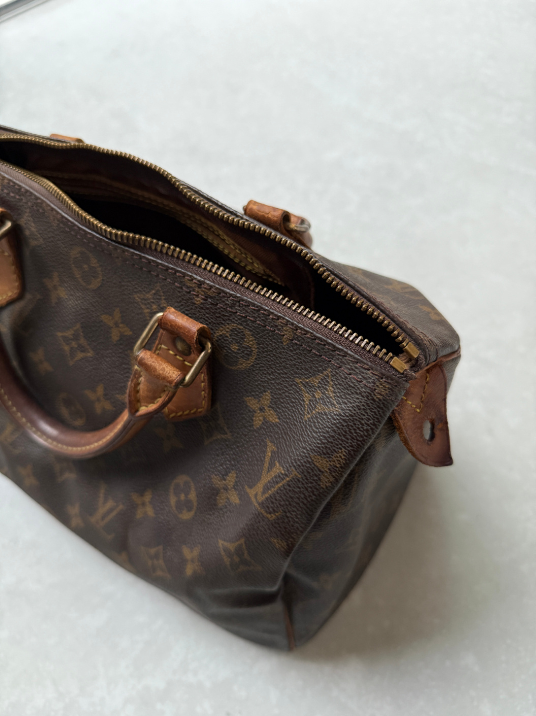 RR ARCHIVE Louis Vuitton Speedy 30