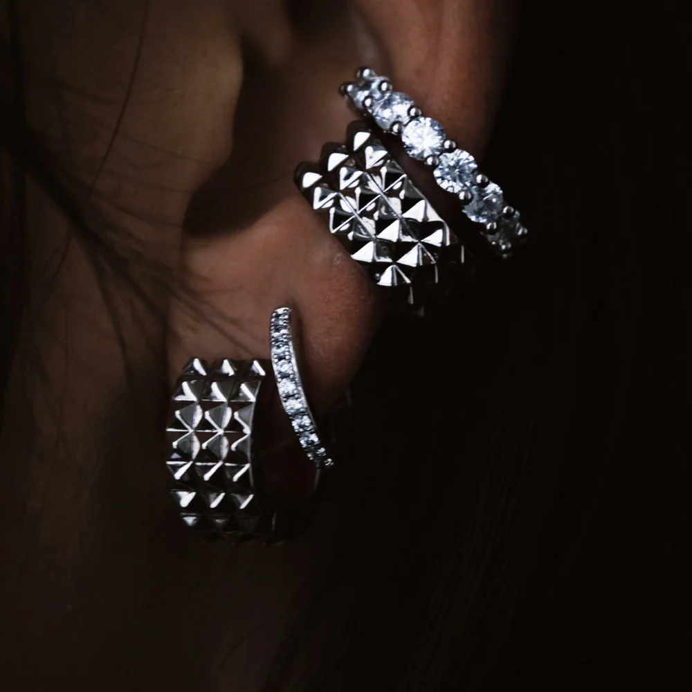 Billion Avenue Iris Diamond Earcuff