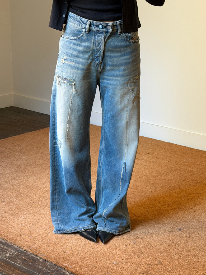 Diesel Women 1996 D-Sire Destroyed Jeans