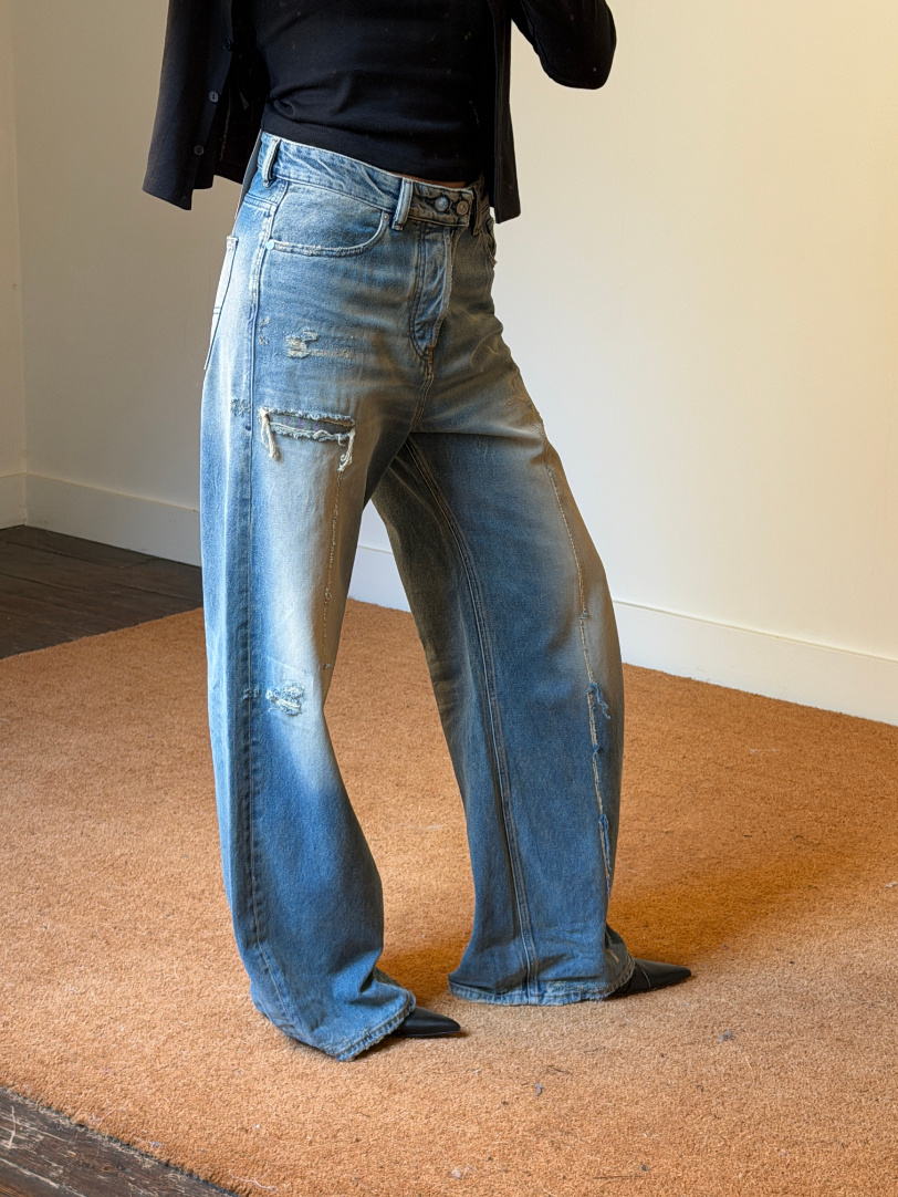 Diesel Women 1996 D-Sire Destroyed Jeans