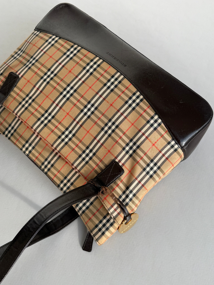 RR ARCHIVE Burberry Canvas Check Shoulder Bag