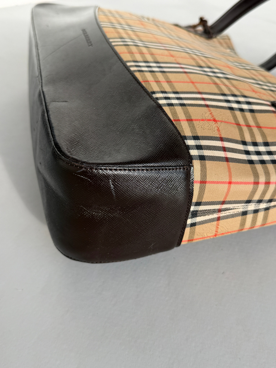 RR ARCHIVE Burberry Canvas Check Shoulder Bag