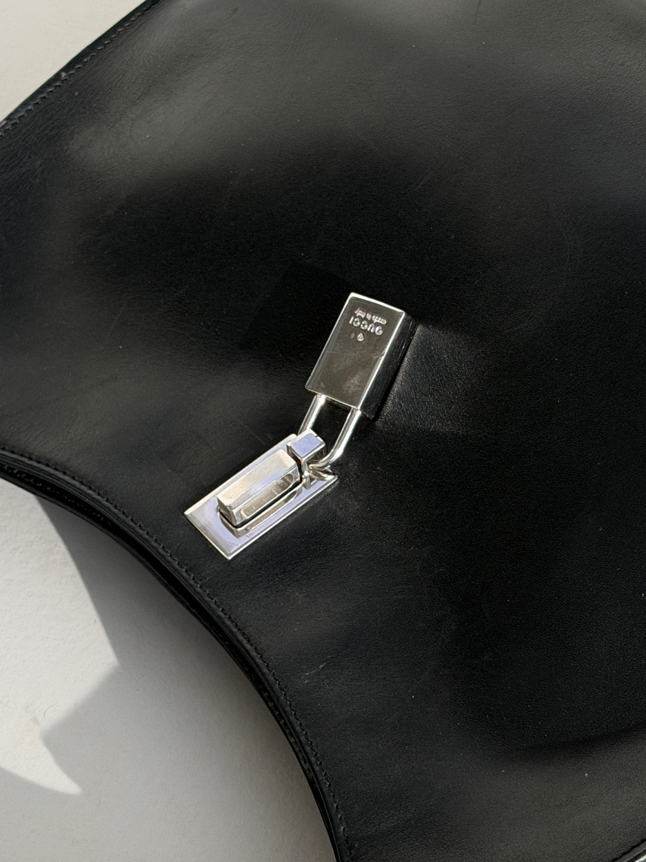 RR ARCHIVE Gucci Lock Leather Bag