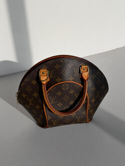 RR ARCHIVE Louis Vuitton Ellipse Bag