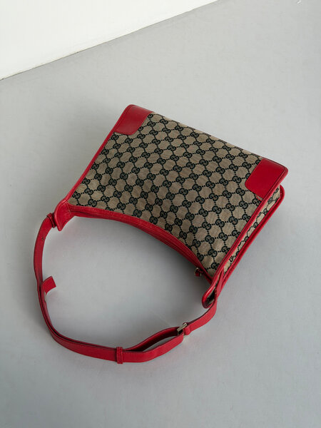 RR ARCHIVE Gucci GG Canvas Shoulder Bag