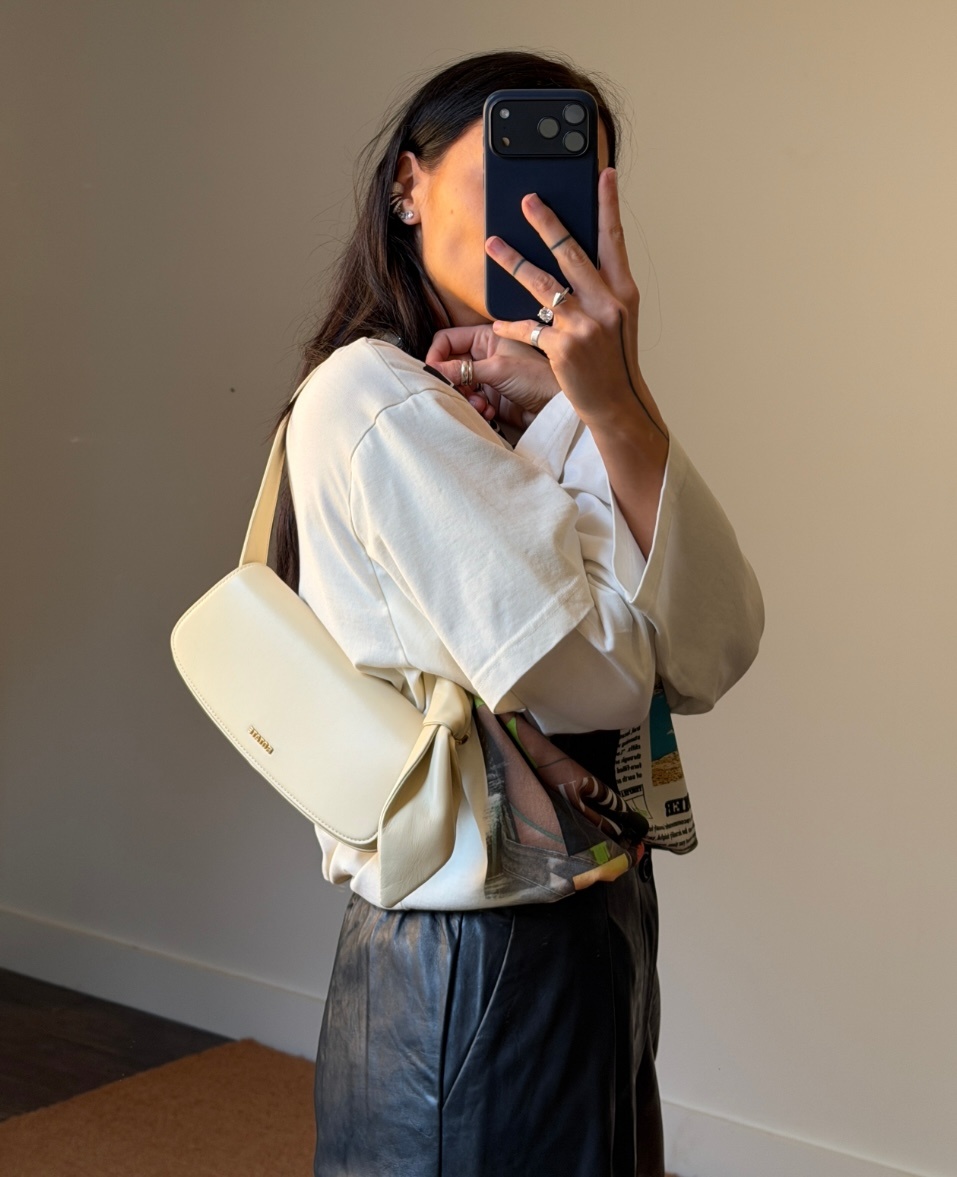 Rotate Leather Knot Strap Bag