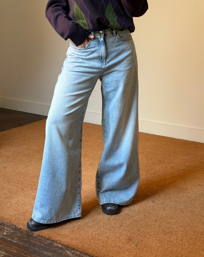 Icon Denim Kendall Jeans