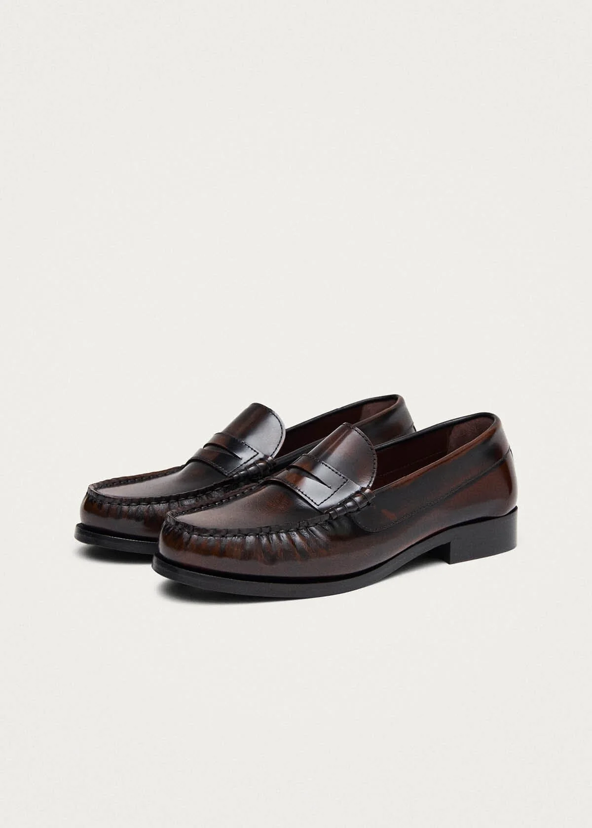 Alohas Rivet Brushed Leather Loafers
