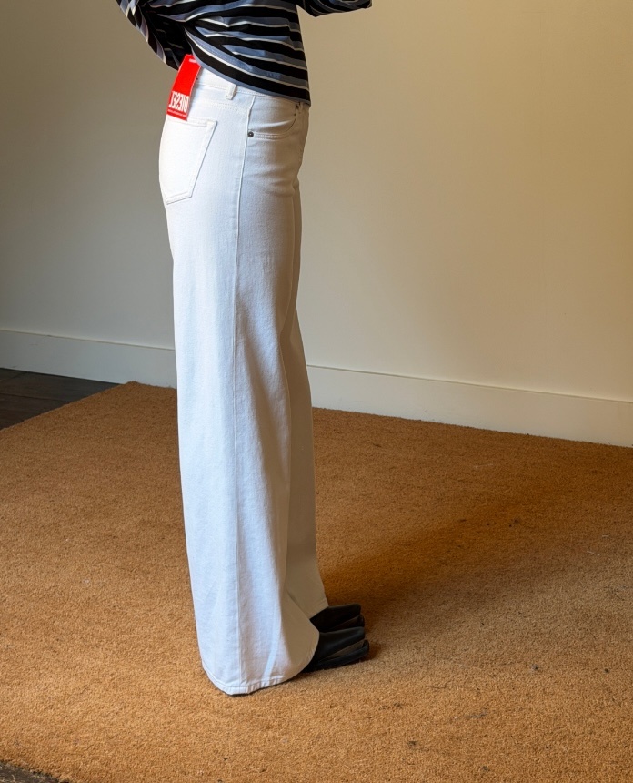 Diesel Women 1978 D-AKEMI Jeans