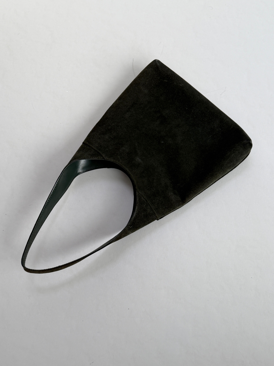 RR ARCHIVE Gucci Suede Zipper Handbag