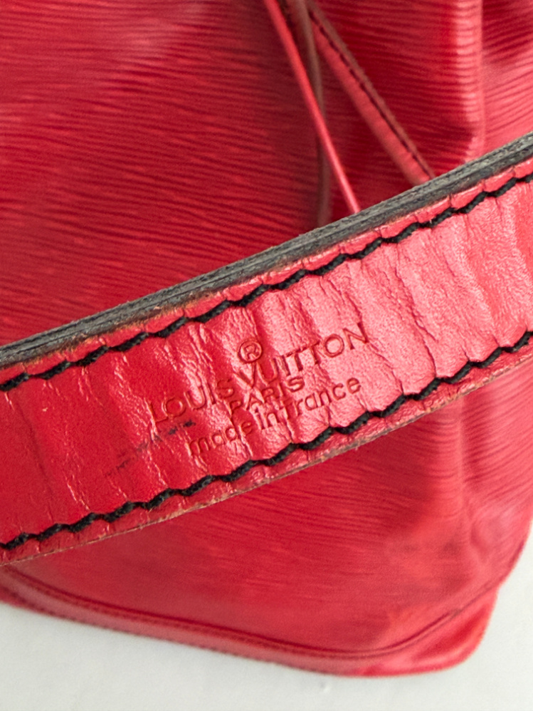 RR ARCHIVE Louis Vuitton Epi Noé Bag