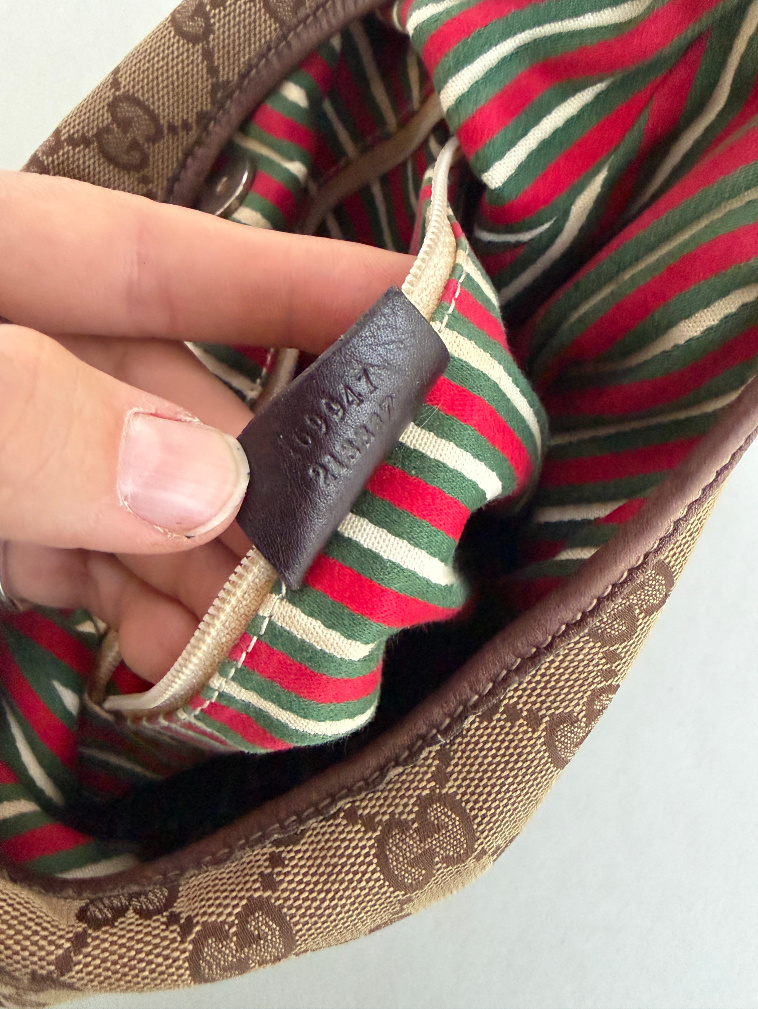 RR ARCHIVE Gucci GG Canvas Shoulder Bag