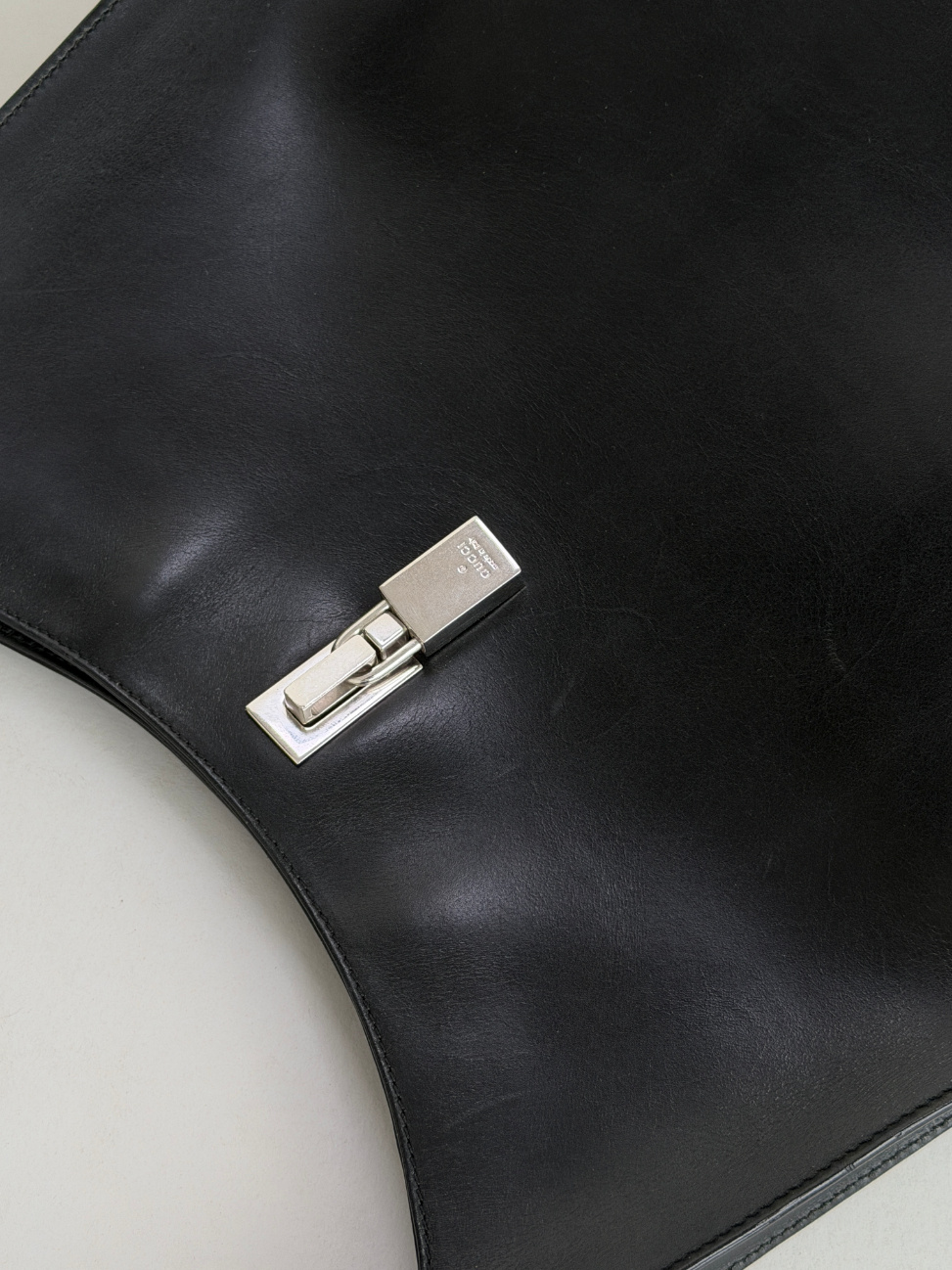 RR ARCHIVE Gucci Lock Leather Bag