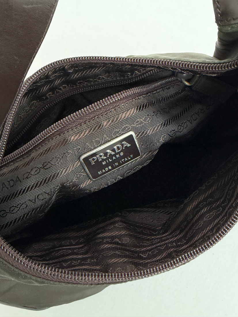 RR ARCHIVE Prada Leather Handle Nylon Bag