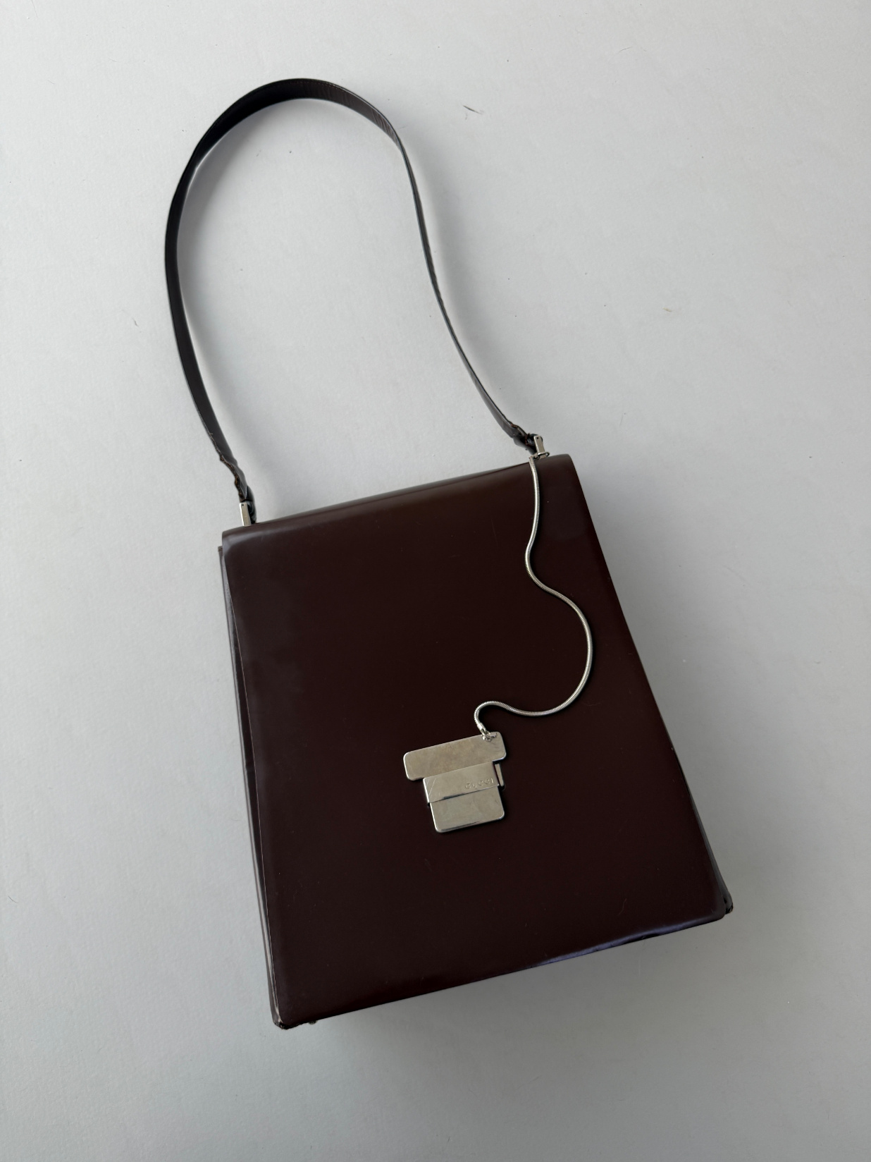 RR ARCHIVE Gucci Lock Patent Leather Shoulder Bag