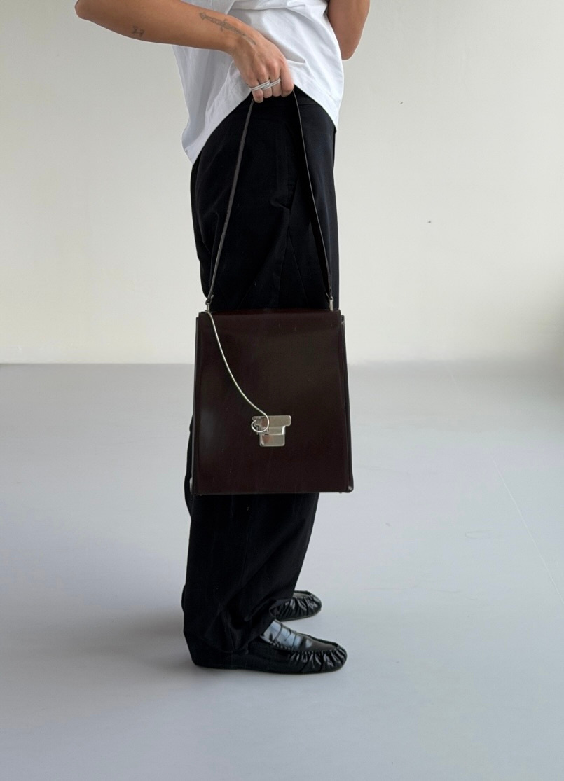 RR ARCHIVE Gucci Lock Patent Leather Shoulder Bag