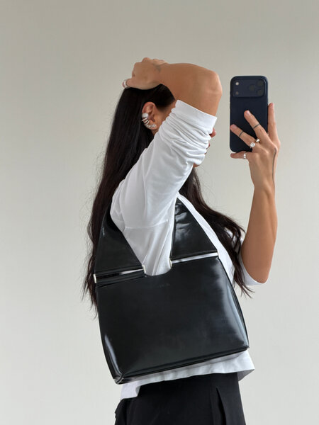 RR ARCHIVE Gucci Pantent Leather Handbag