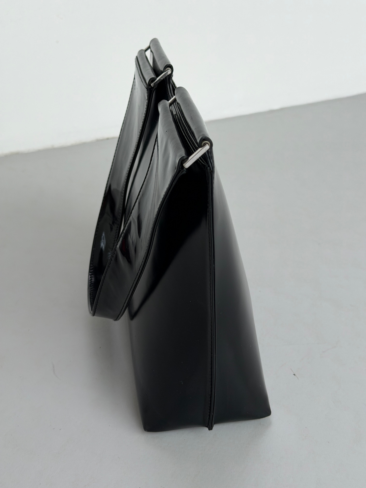 RR ARCHIVE Gucci Pantent Leather Handbag