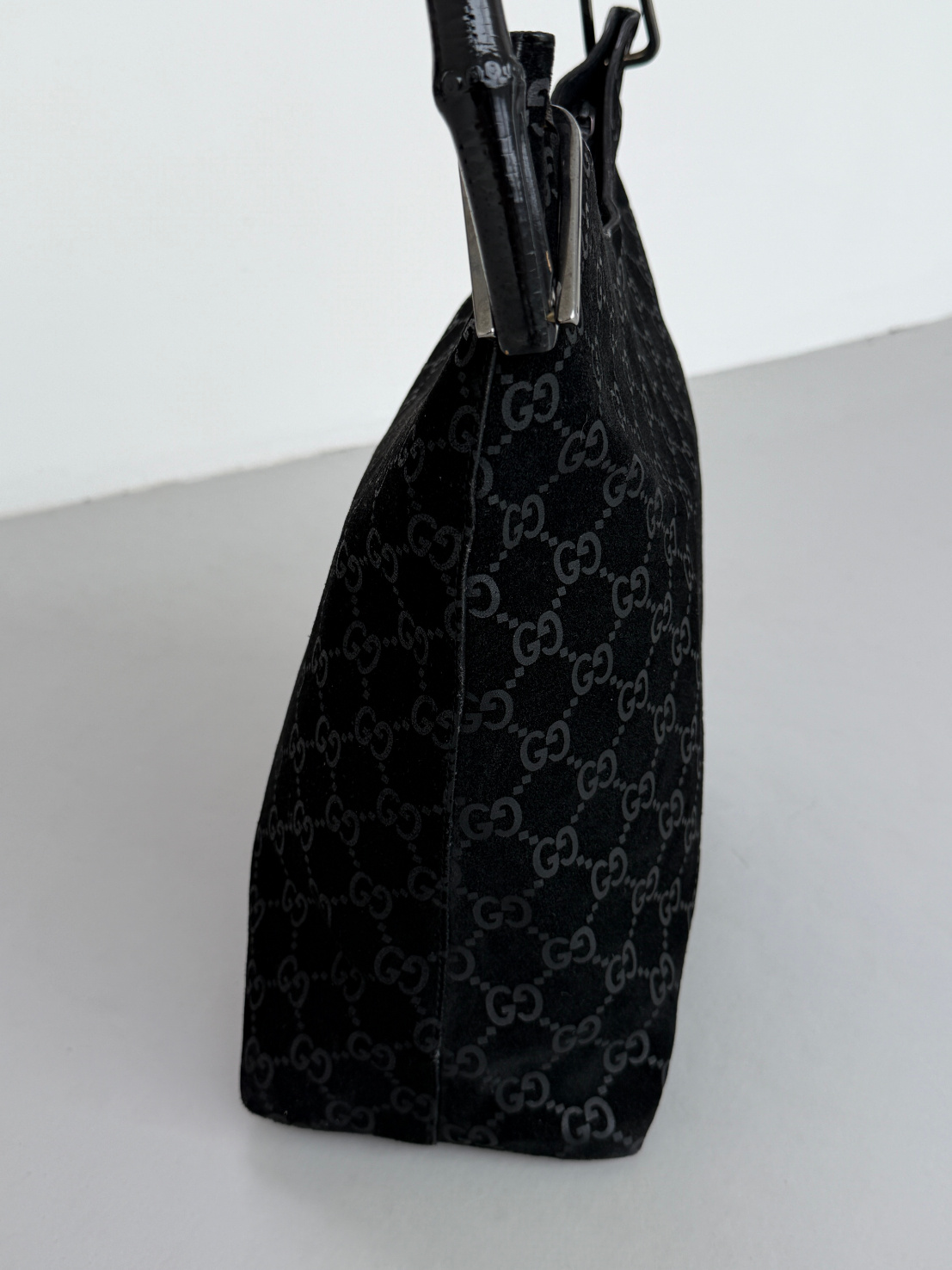 RR ARCHIVE Gucci GG Bamboo Suede Handbag