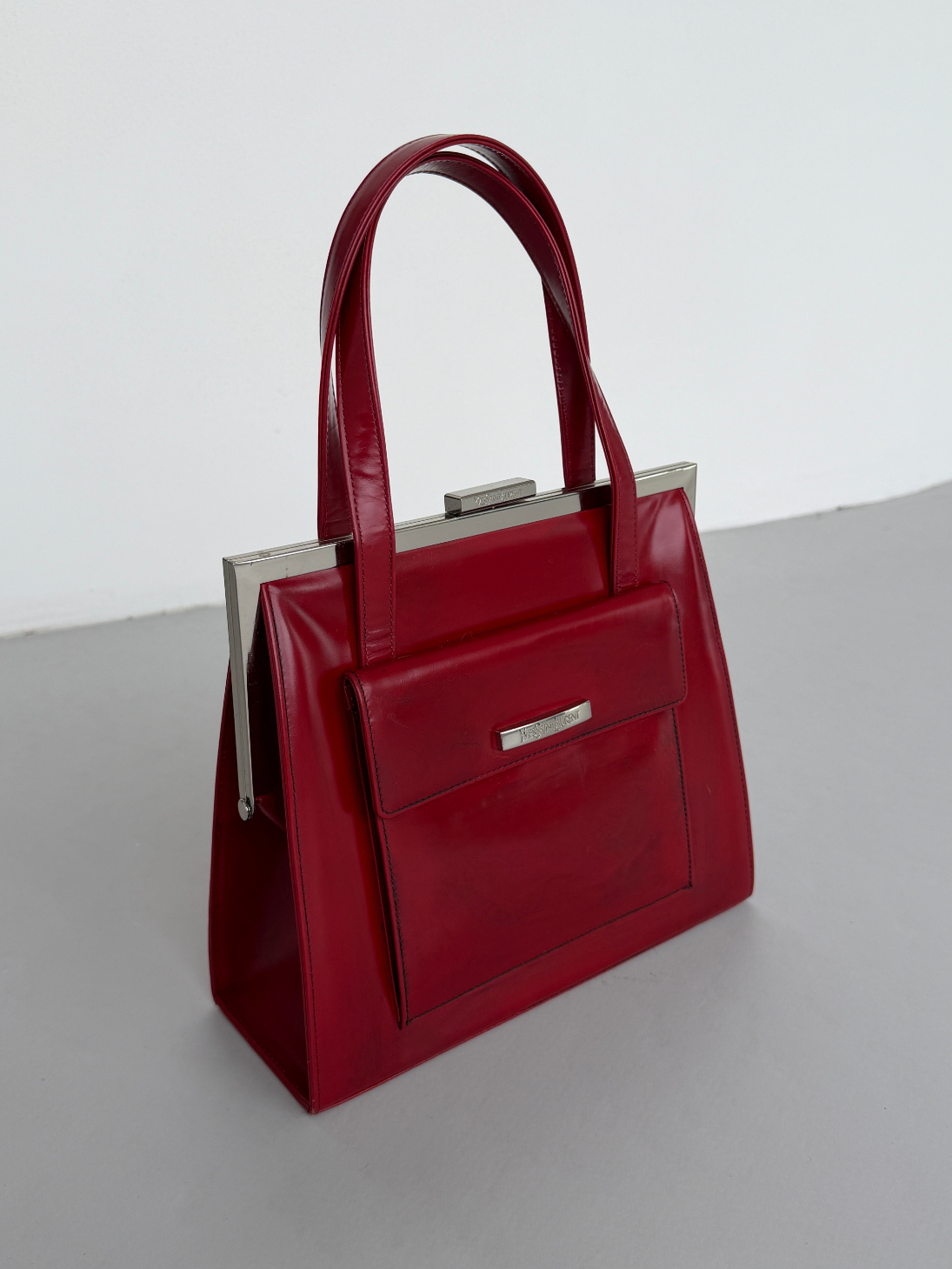 RR ARCHIVE Yves Saint Laurent Leather Handbag