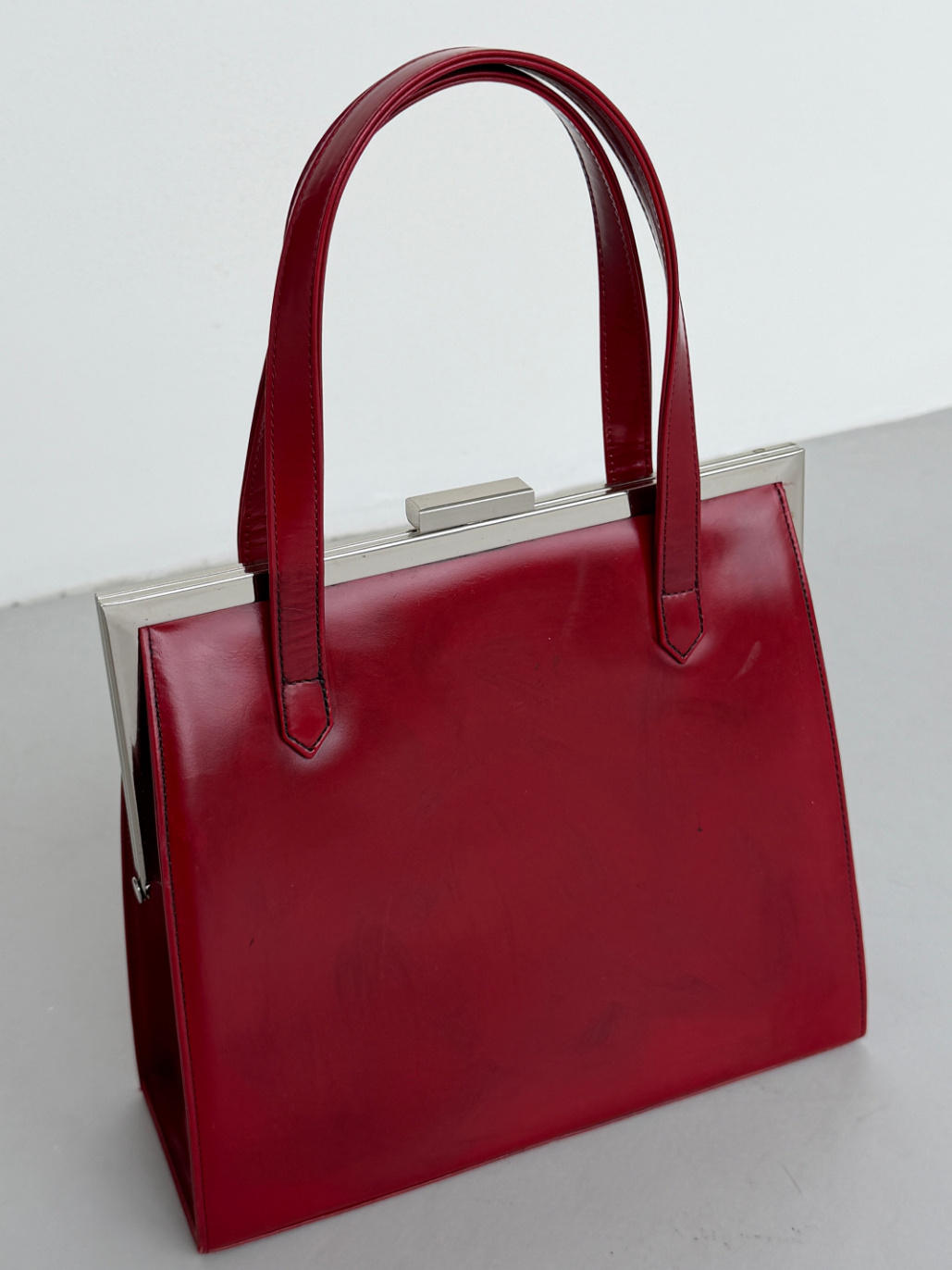 RR ARCHIVE Yves Saint Laurent Leather Handbag