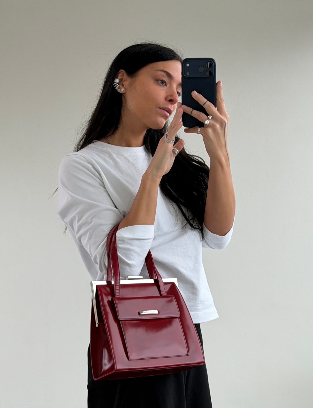 RR ARCHIVE Yves Saint Laurent Leather Handbag