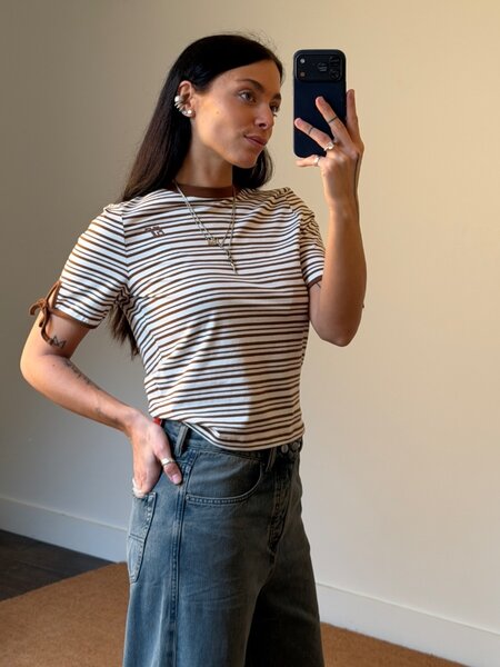 Baum Und Pferdgarten Janet T-shirt