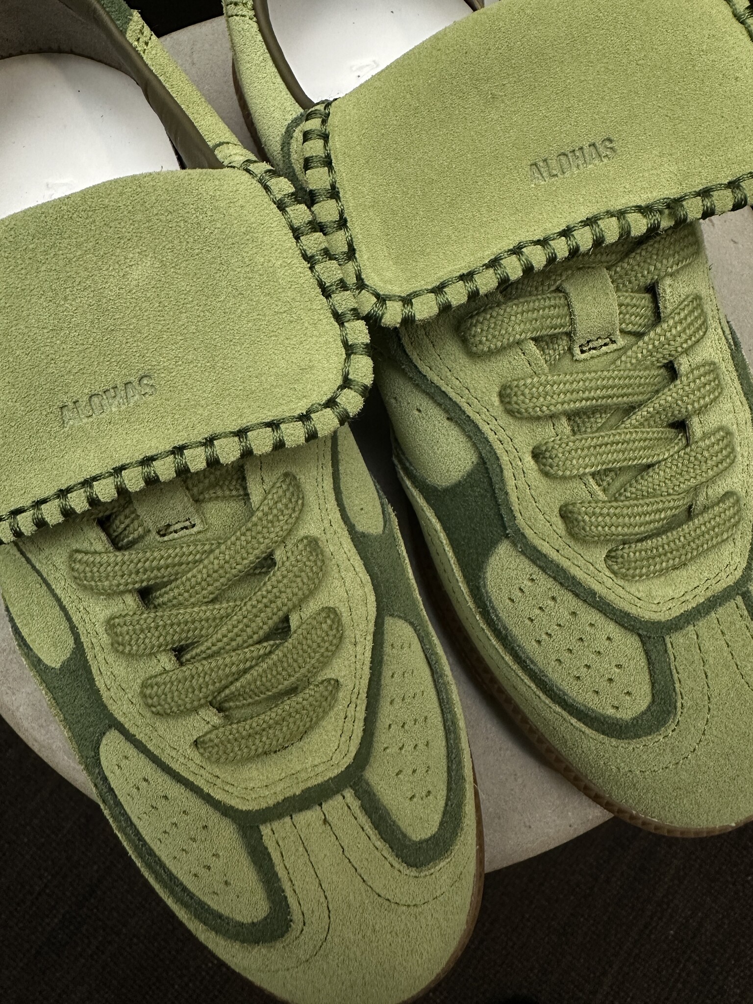 Alohas Club Suede Leather Sneaekers