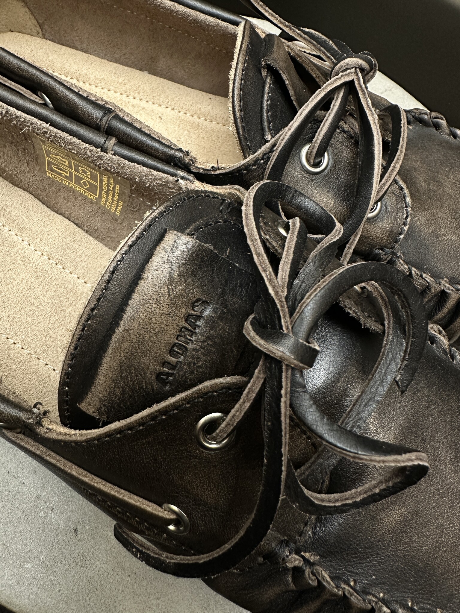 Alohas Rowan Brushed Leather Loafers