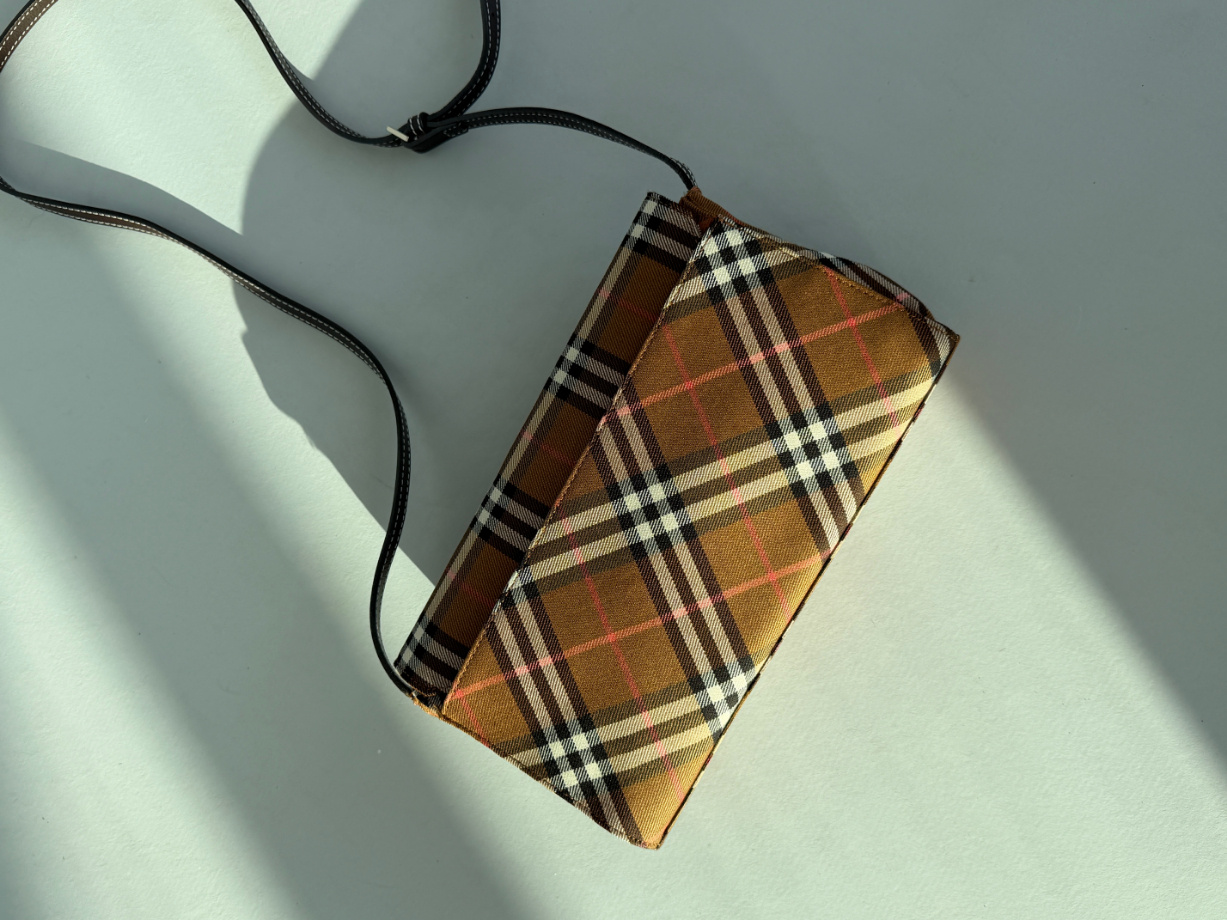RR ARCHIVE Burberry Nova Check Mini Shoulder Bag