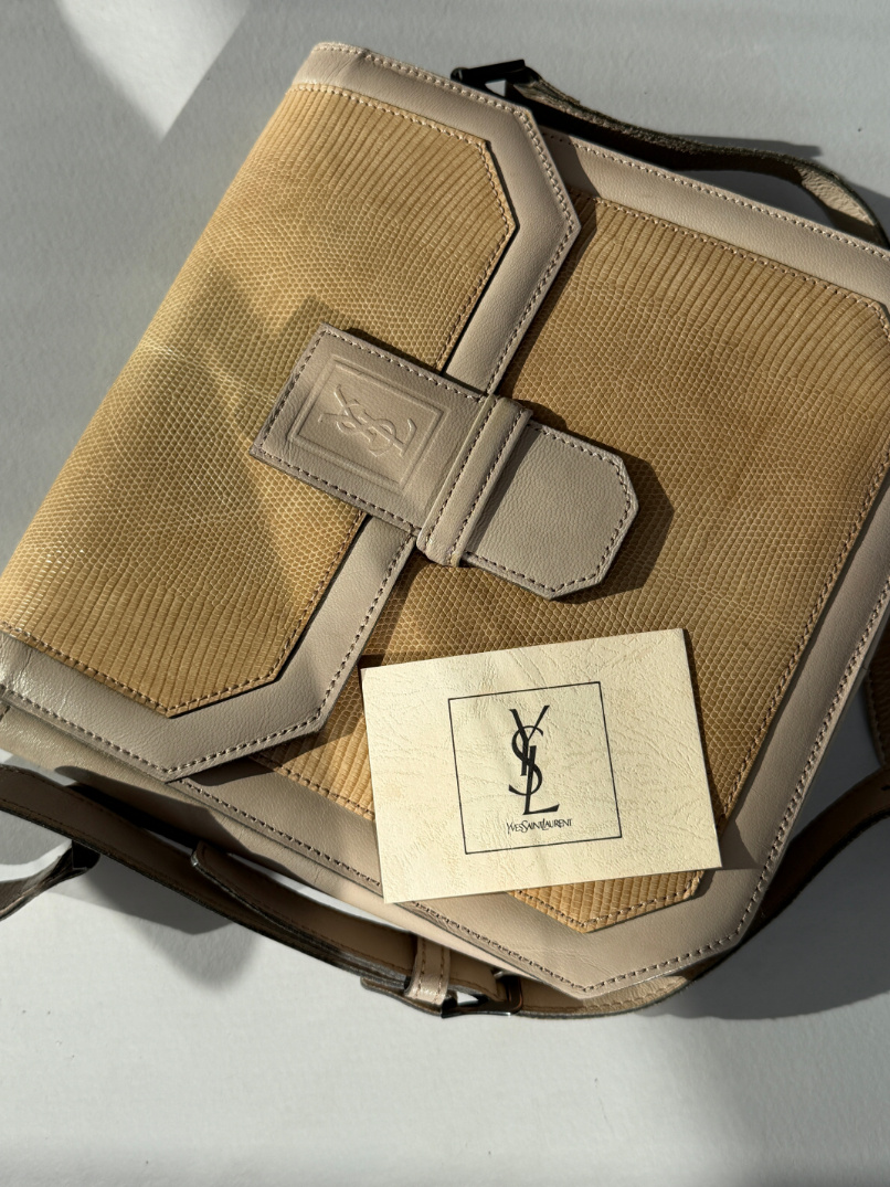 RR ARCHIVE Yves Saint Laurent Safari Leather Shoulder Bag